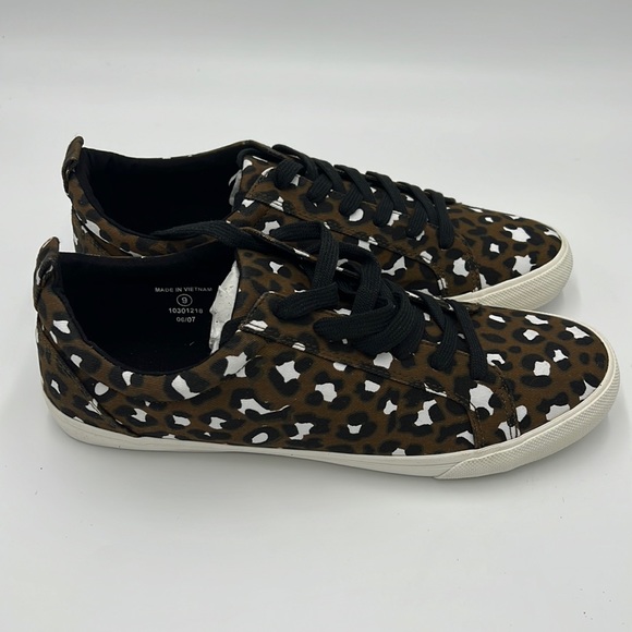 ASOS Shoes - ASOS Sneakers Leonard Print Women Size 11M NEW